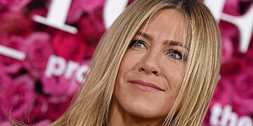 Jennifer Aniston sur les yeux secs : « J’étais accro aux gouttes pour les yeux »