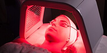 Les risques et les avantages de la luminothérapie pour la dermatite atopique