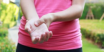 Images du rhumatisme psoriasique : à quoi ressemble la maladie auto-immune ?