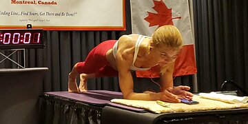 Regardez une Canadienne battre le record du monde de planche en seulement 4 heures