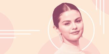 Selena Gomez montre en toute confiance une cicatrice de greffe de rein dans une nouvelle photo en maillot de bain