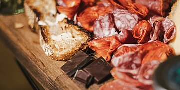 Quels aliments éviter pour réduire les migraines ?