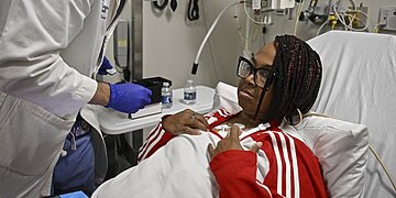 Une Américaine a un rein de porc retiré après quatre mois, établissant un record