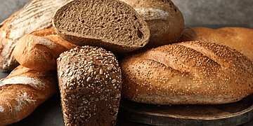 Quels types de pains contiennent peu de gluten ?