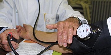 Les médecins en grève dénoncent la pression sur les jeunes due à la limitation de l’installation