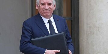 Le plan Bayrou pour les déserts médicaux n’impose pas de régulation, mais demande solidarité médicale