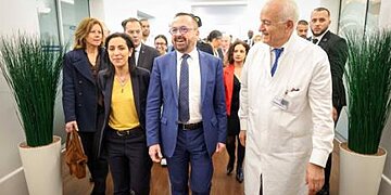 Un institut pour la santé des femmes et la fertilité ouvre à l’hôpital Foch