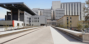 Au CHU de Grenoble, les malaises perdurent, inquiétant le personnel soignant