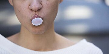 Un chewing-gum pourrait-il stopper la propagation des virus ?