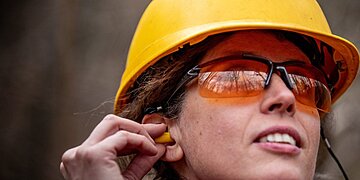 Plus de 5 millions d’employés subissent des niveaux sonores dangereux pour leur santé