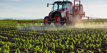 L’Anses alerte sur les risques des pesticides pour la santé humaine