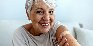 Le taux de vaccination des personnes âgées reste trop bas