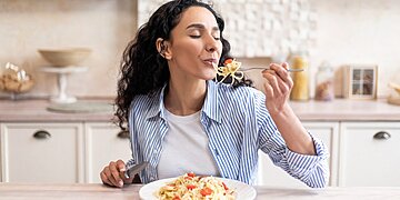 En tant que nutritionniste, voici 5 conseils pour déguster des pâtes de façon équilibrée