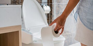 Les cinq erreurs à éviter aux toilettes selon les médecins