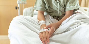 À 26 ans, elle découvre que sa prétendue sciatique est un cancer agressif